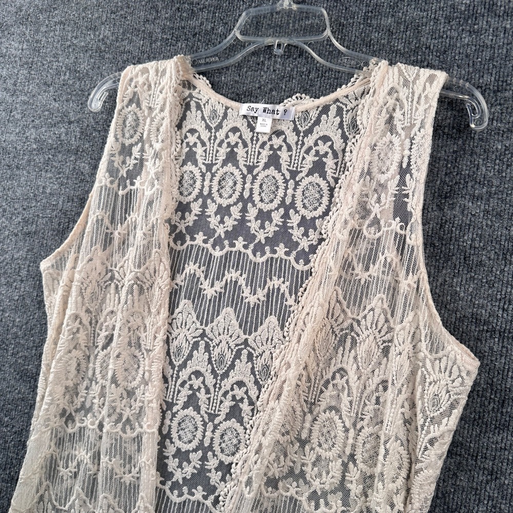 Say What? Women XL Beige Floral Lace Open Front Vest Macrame Fringe Boho Layer - Picture 2 of 9